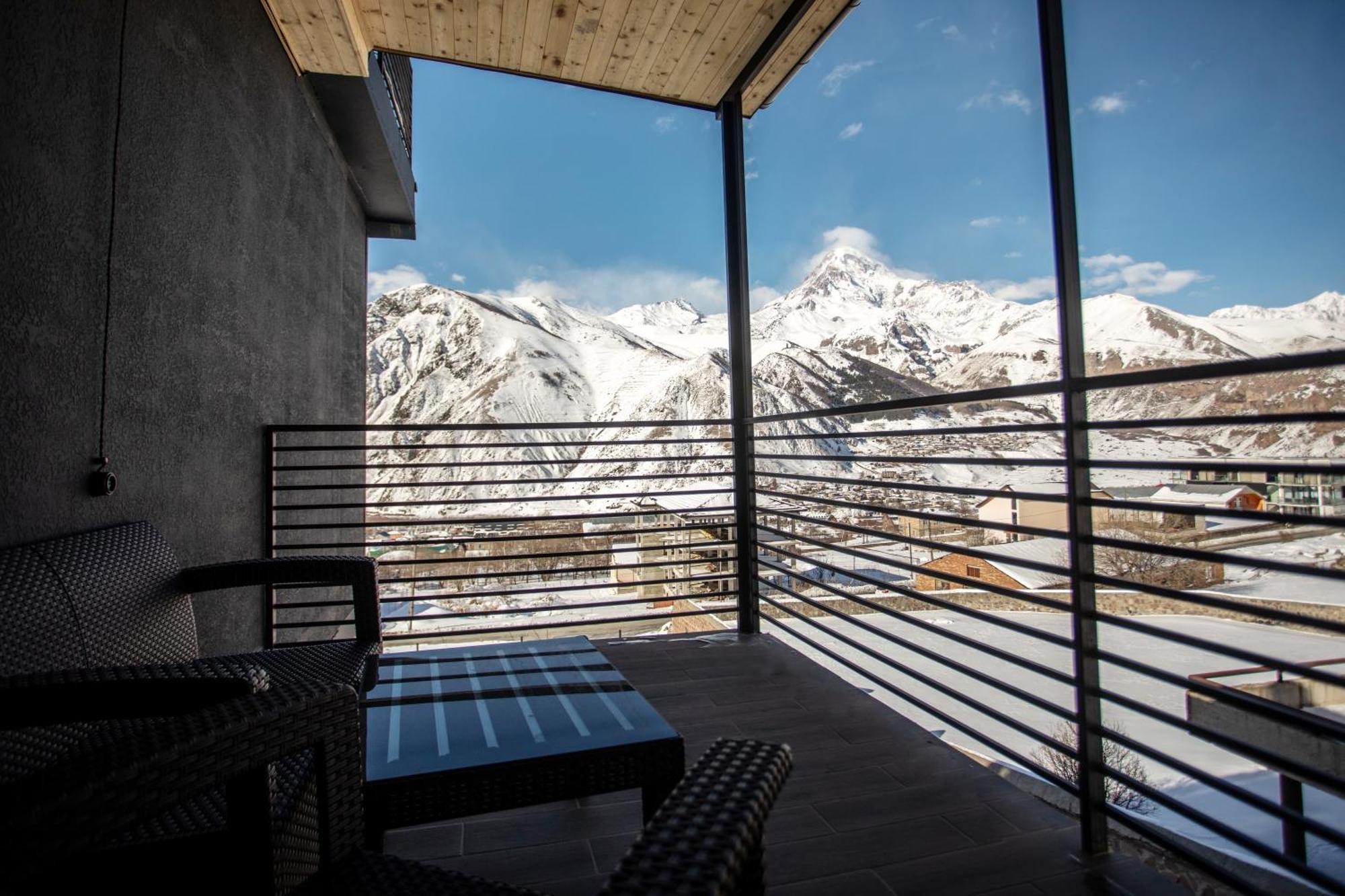 Kazbegi Hotel Grand View Екстер'єр фото