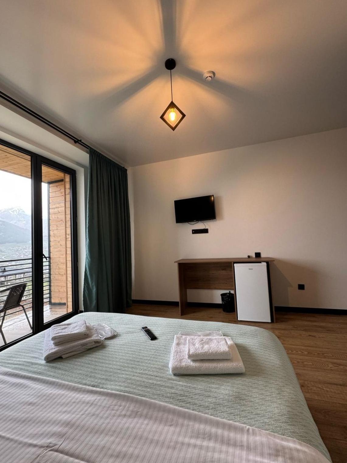 Kazbegi Hotel Grand View Екстер'єр фото